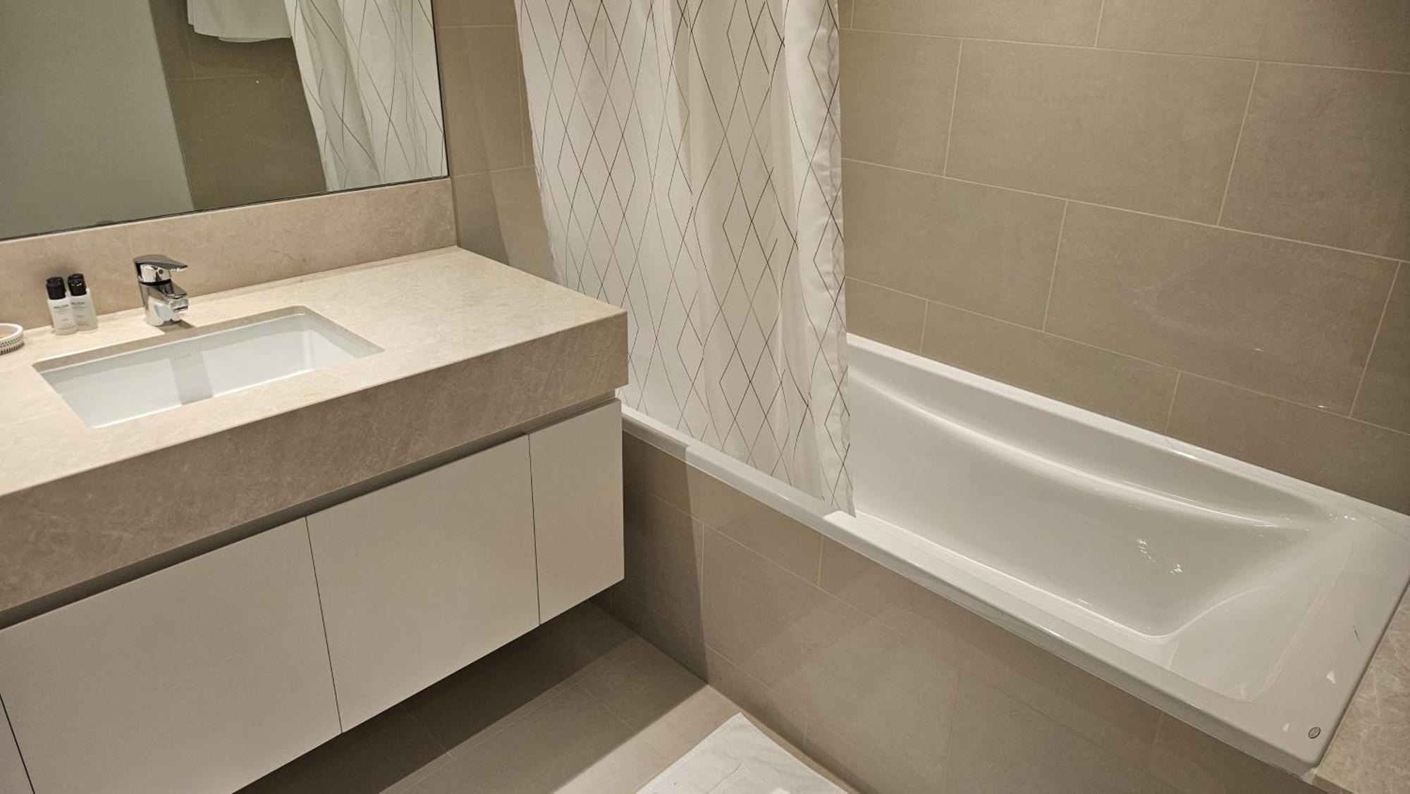 Holiday home Mh - Act One Act Two - 2bhk- Ref3002 *